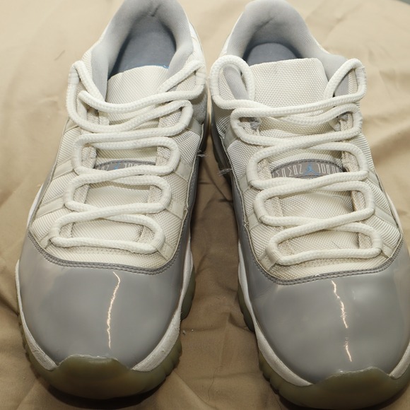 Air Jordan 11 Retro Low Cement Grey White Men's Size 12 AV2187 140 - Picture 9 of 16